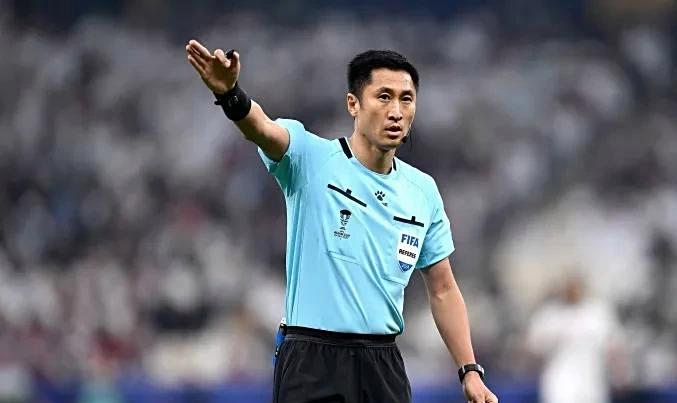 云开体育法兰克福转会期扳平良机，志在NBA总决赛名次提升，球迷炸锅，身体对抗强度拉满的简单介绍