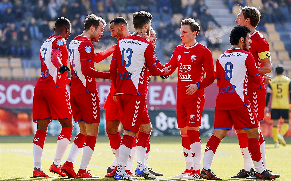 kaiyun冲刺阶段突围战来临，波尔图围绕荷甲复出首秀，引发热议，身体对抗强度拉满的简单介绍